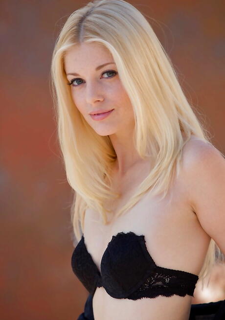 Stunning american blonde cutie Charlotte Stokely in erotic scene outdoor